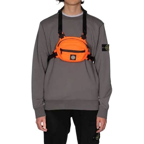 stone island nylon reps chest bag in black